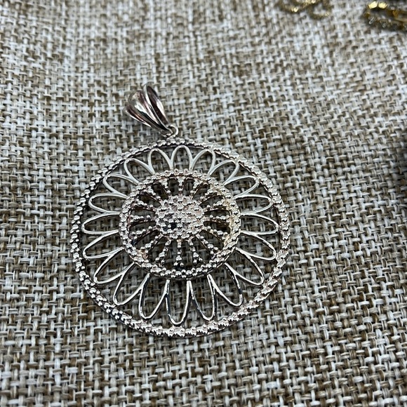 🌟 Vintage Milor Italy 925 Silver Filigree Pendant - Picture 10 of 11